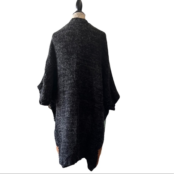 Vero Moda: Midi Crocheted Sweater - Picture 3 of 6